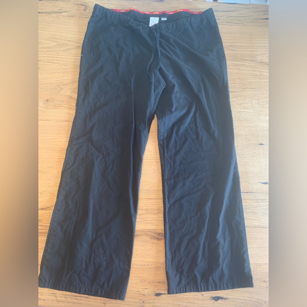 Dickies Short Black Medical Scrubs Unisex Cotton Blend Medium‎ Preloved